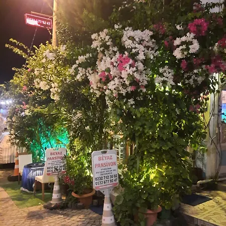 Beyaz * Cesme