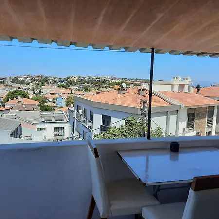 Beyaz Gazde/Camere de închiriat *